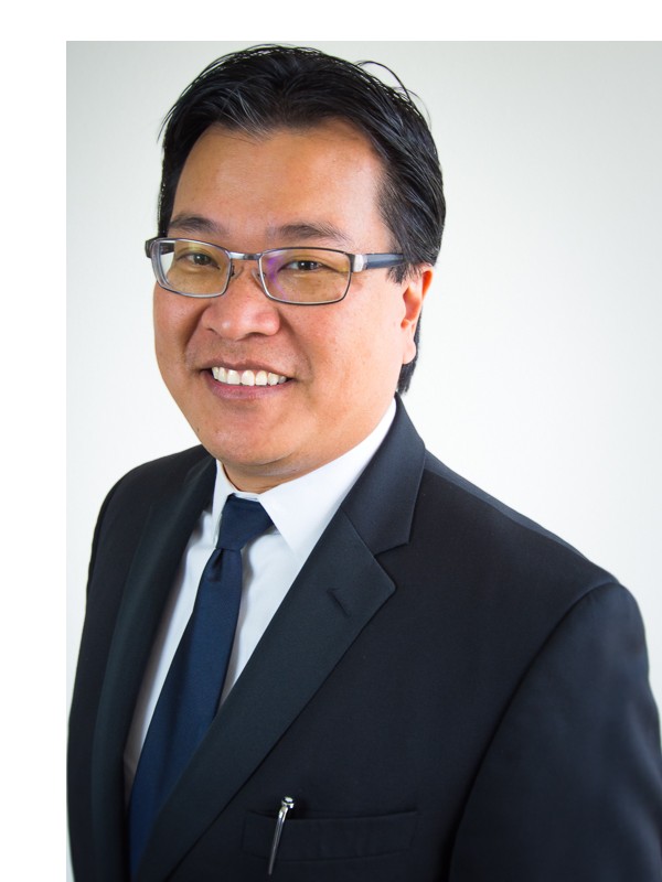 Portrait of Scott Cheng